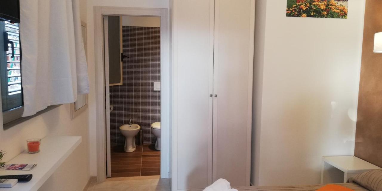 Double Room Garden View,990001534:JPEG