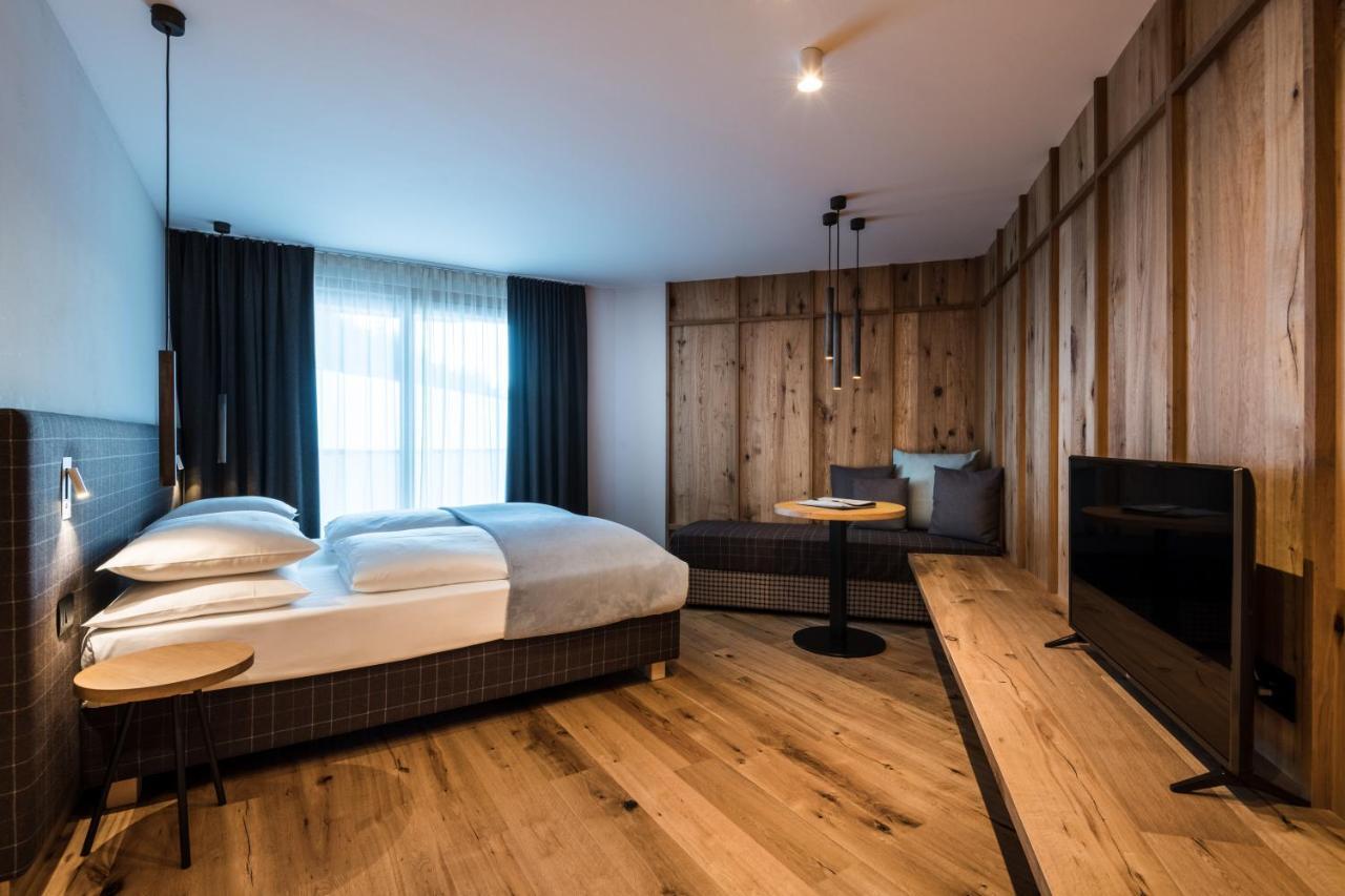 Suite mit Bergblick