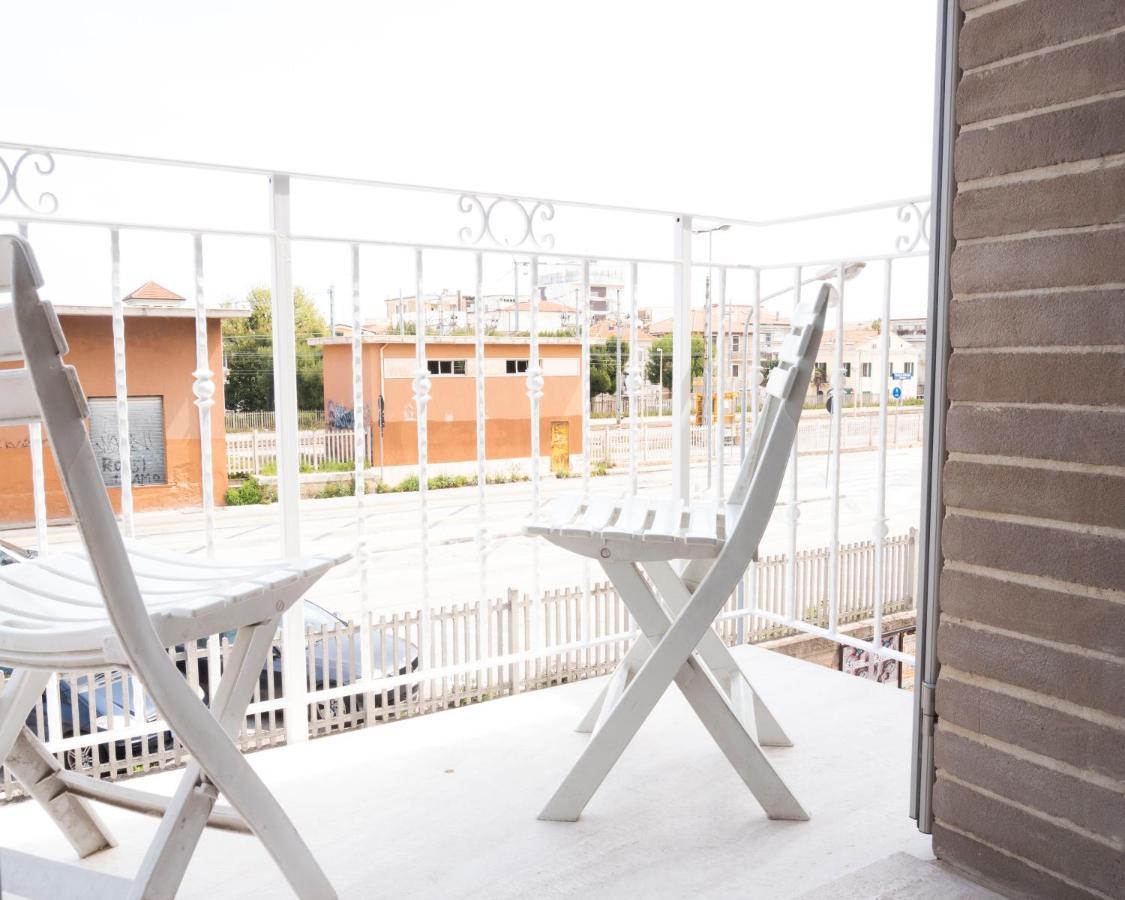 Camera Familiare con Balcone