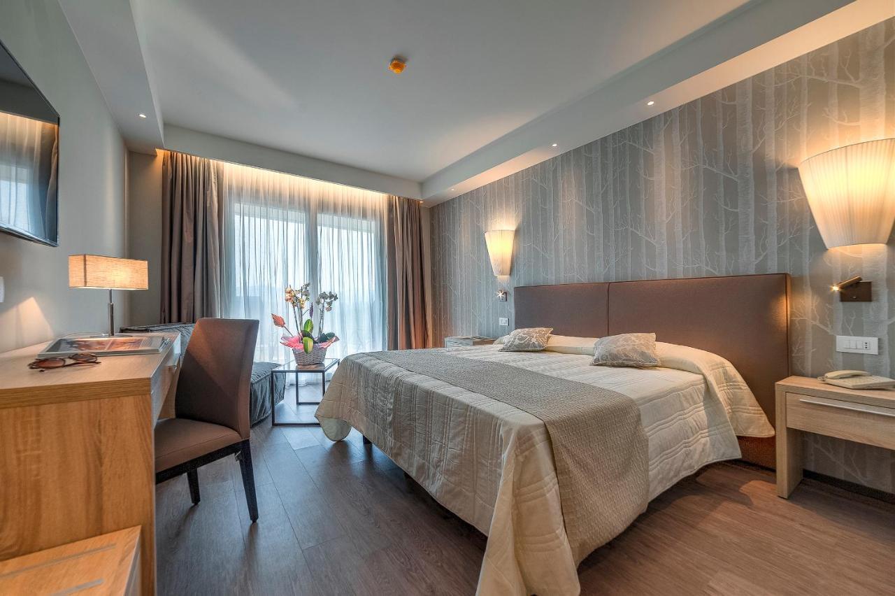 Chambre Deluxe Double ou Lits Jumeaux