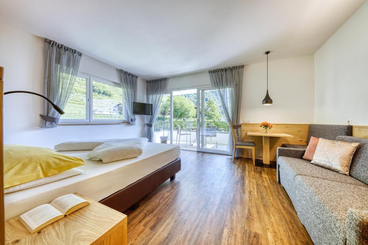 Doppelzimmer mit Poolblick