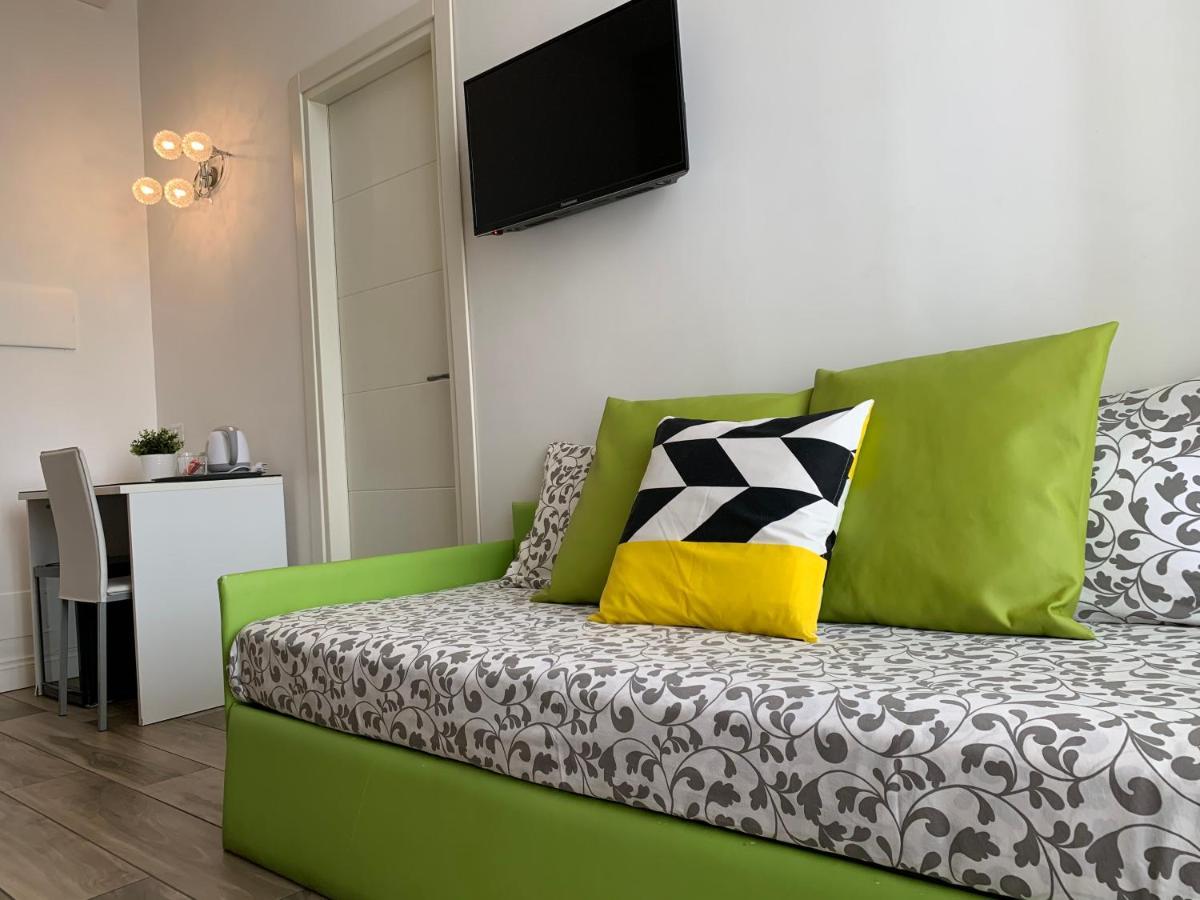 Deluxe Double Room Balcony,999656208:JPEG