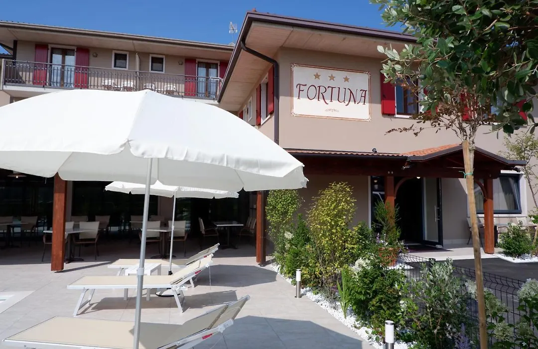 Hotel B&B Fortuna-1