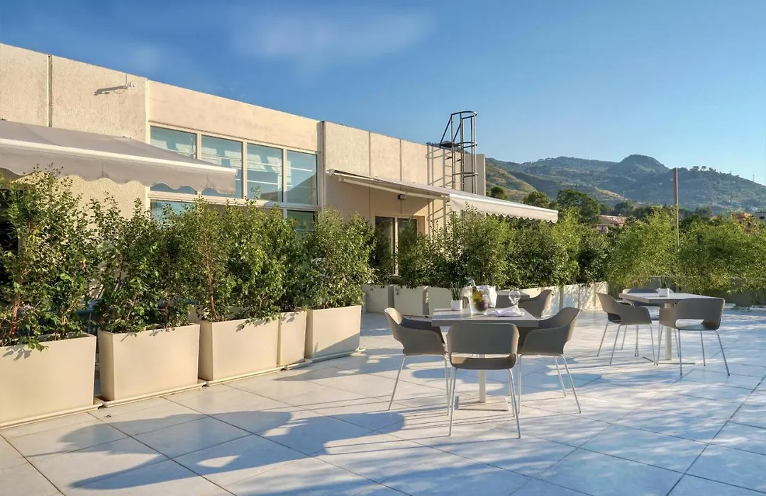 Horizon Suites-1