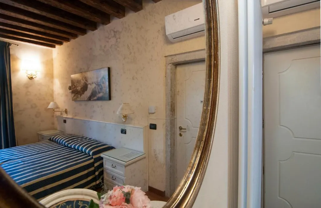 Venice Resorts Guesthouse Vicino Piazzale Roma E Stazione-1
