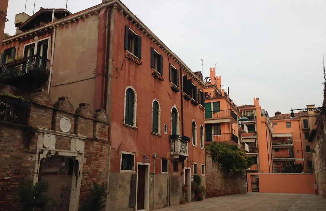 Locazione Turistica Corte Vecchia-1