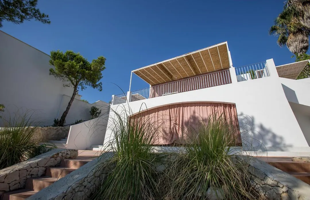 Senia_Rooms_Vista-1