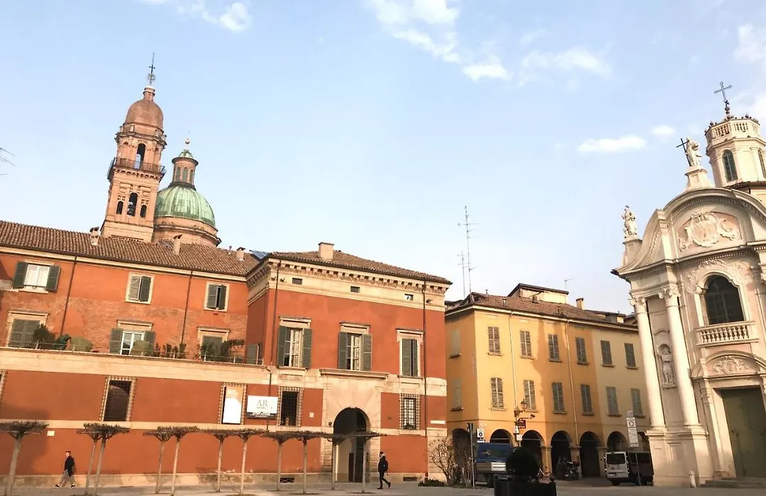 Vicolo Folletto Home-1