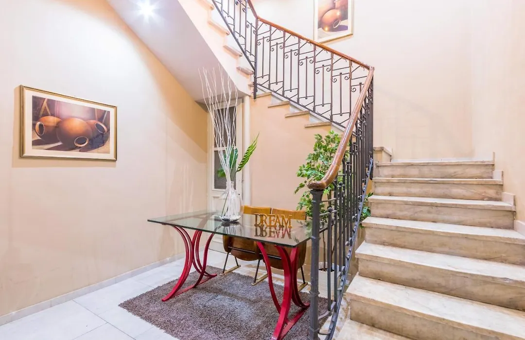 Maison Metropole Dante-1