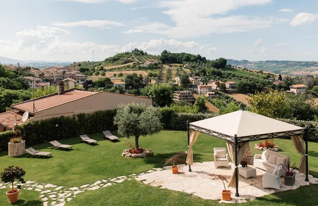 Villa Mascitti B&B-1