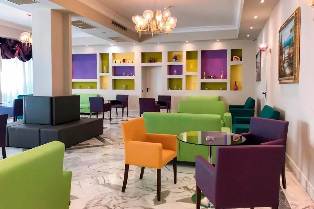 Hotel Club (Adults Only)-1