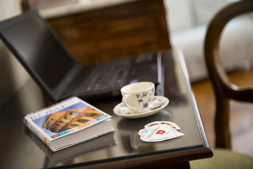 Hotel Suisse-1