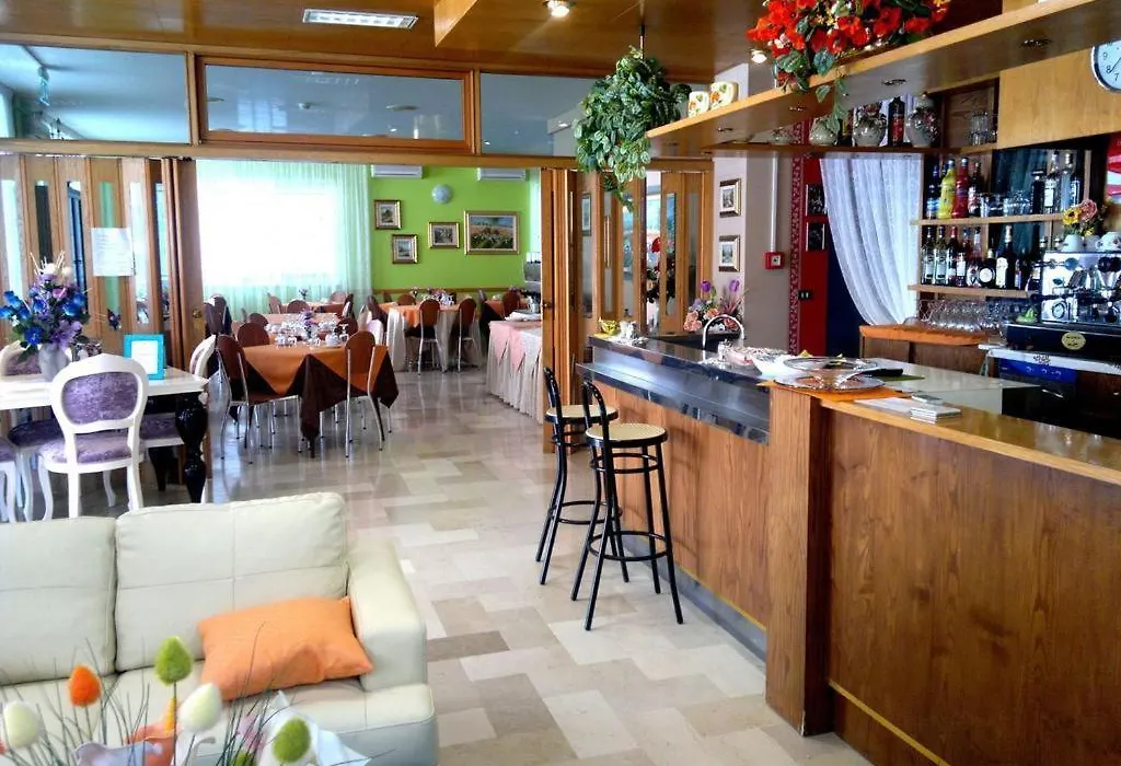 Hotel Simon-1