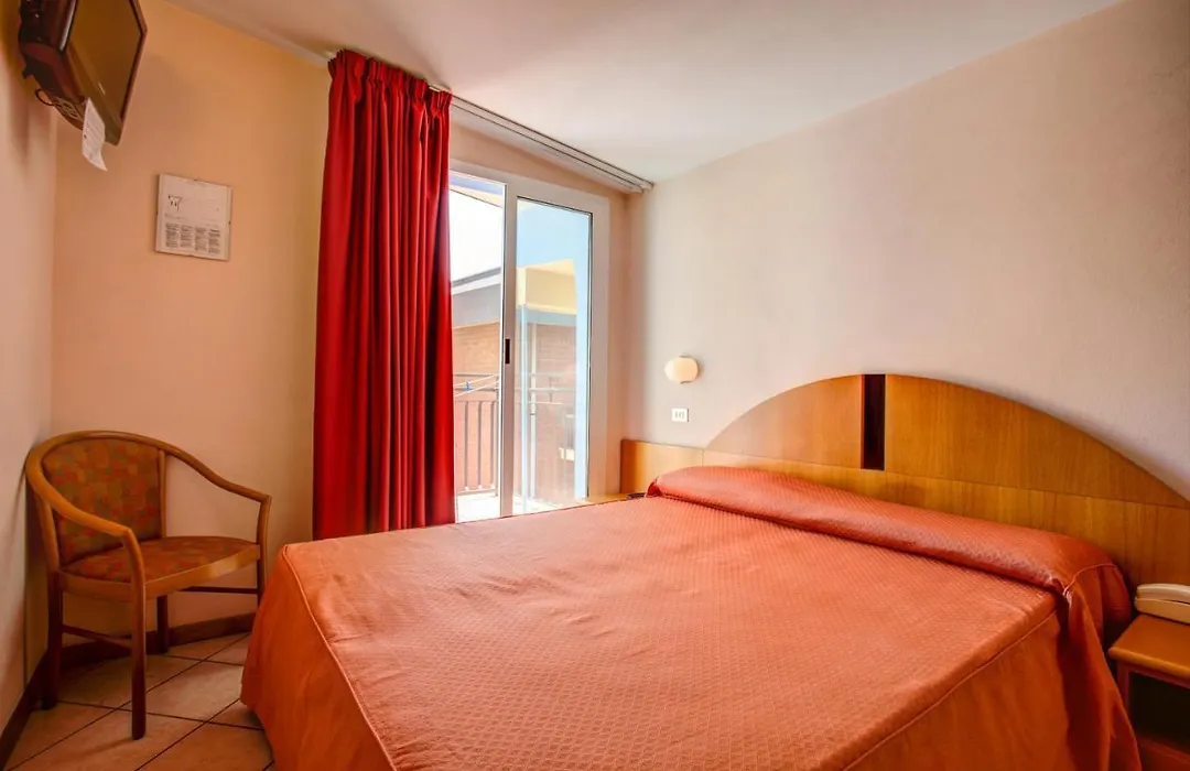 Hotel Rosalba Valentini Family Village-1