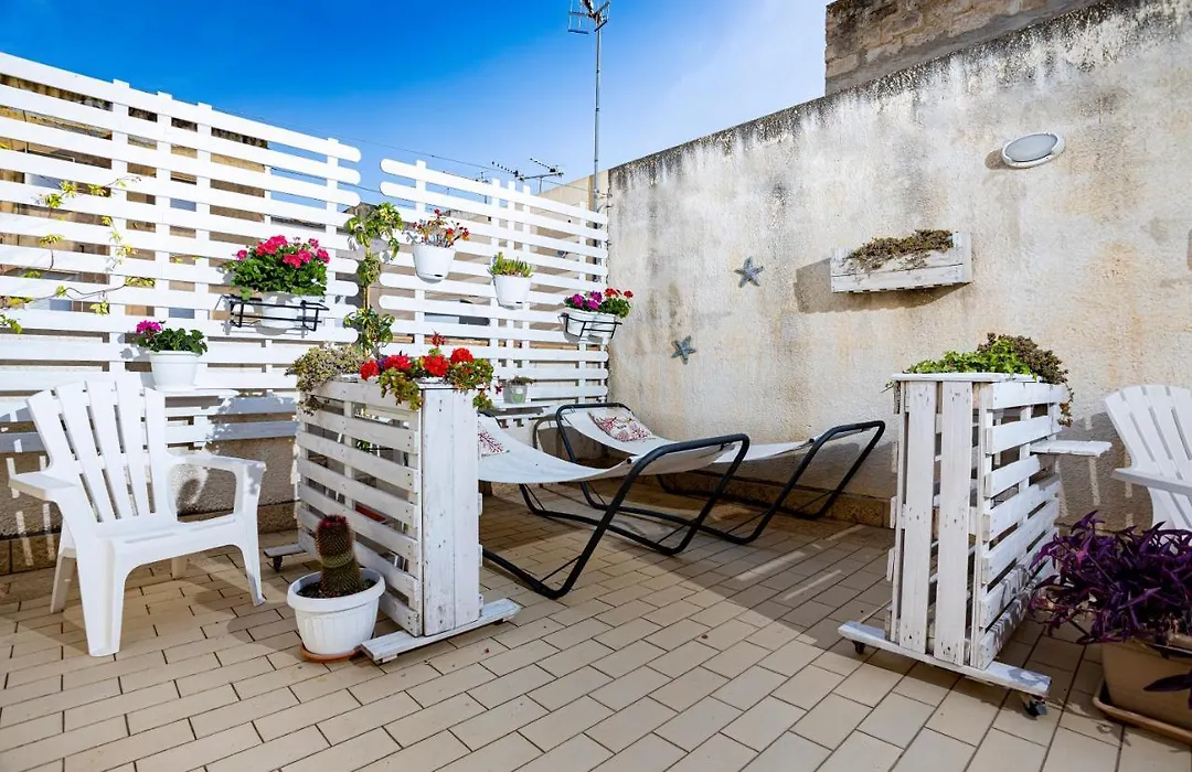 Trapani Home-1