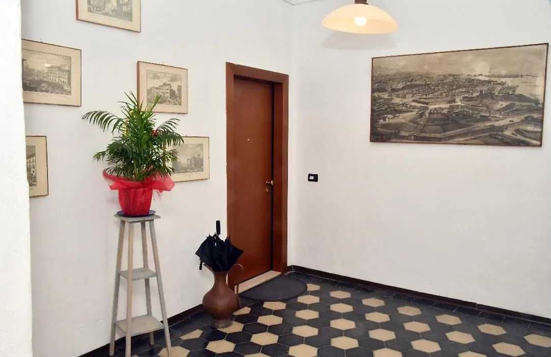 Borgo 98 Guest House Tripla con bagno privato-1