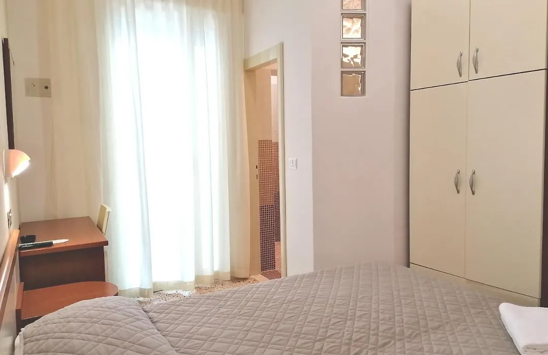 Hotel Arno-1