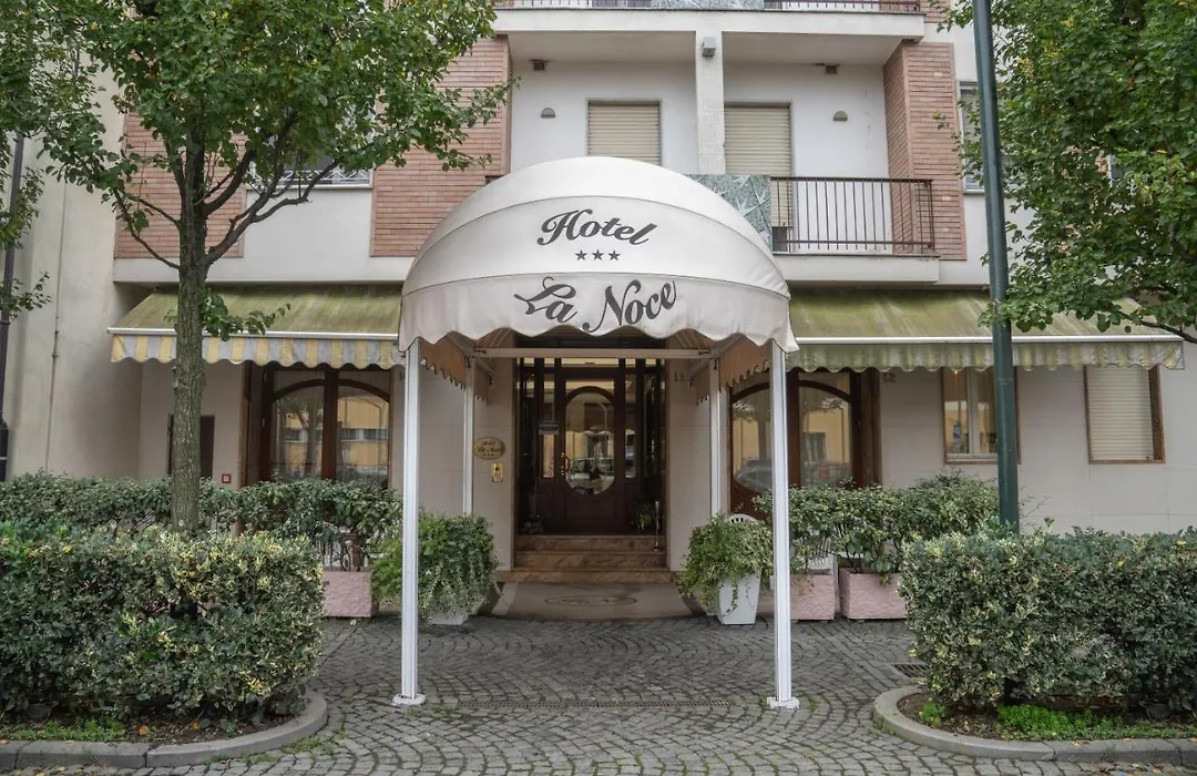 Hotel La Noce-1