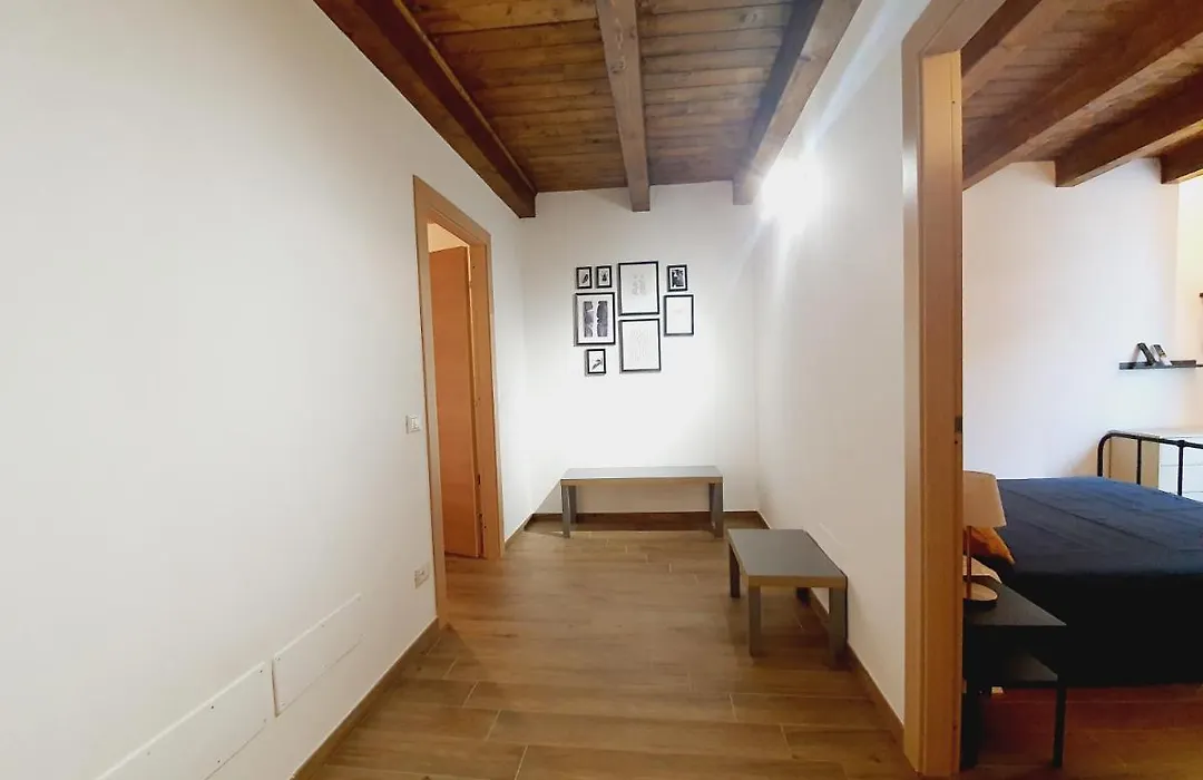 Casa Ludo - Fondi Vertice Rooms-1