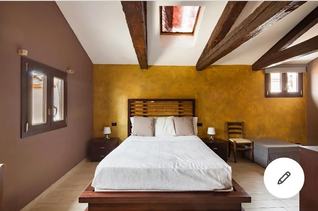Blu Suite-1