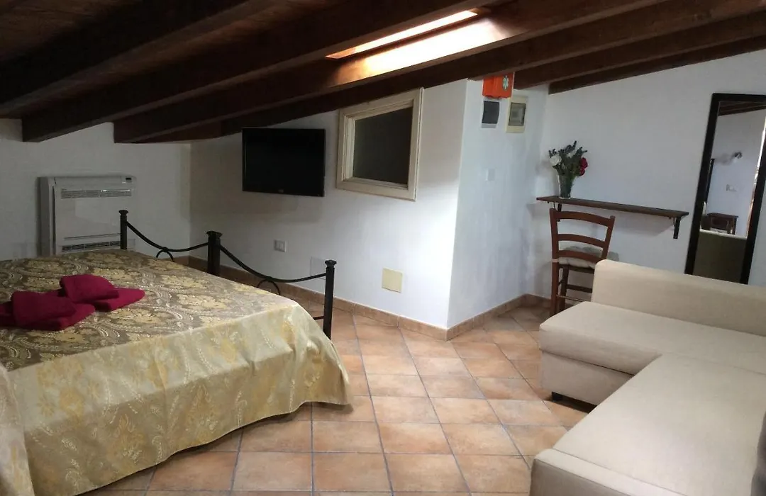 B&B Gente Di Mare-1