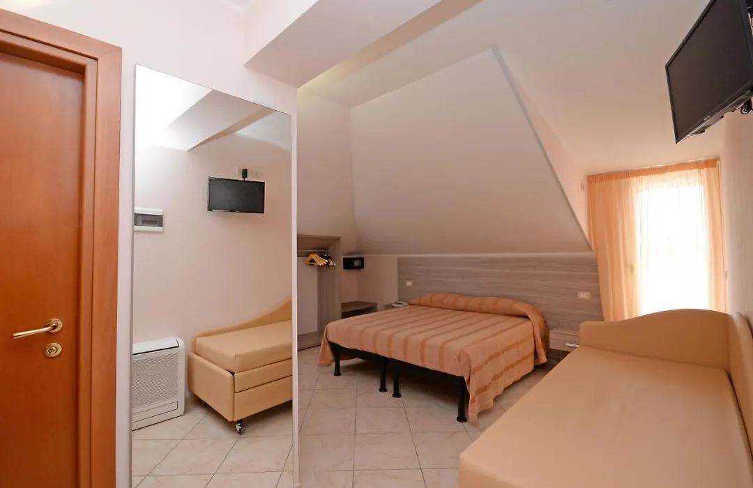 Hotel Concorde-1