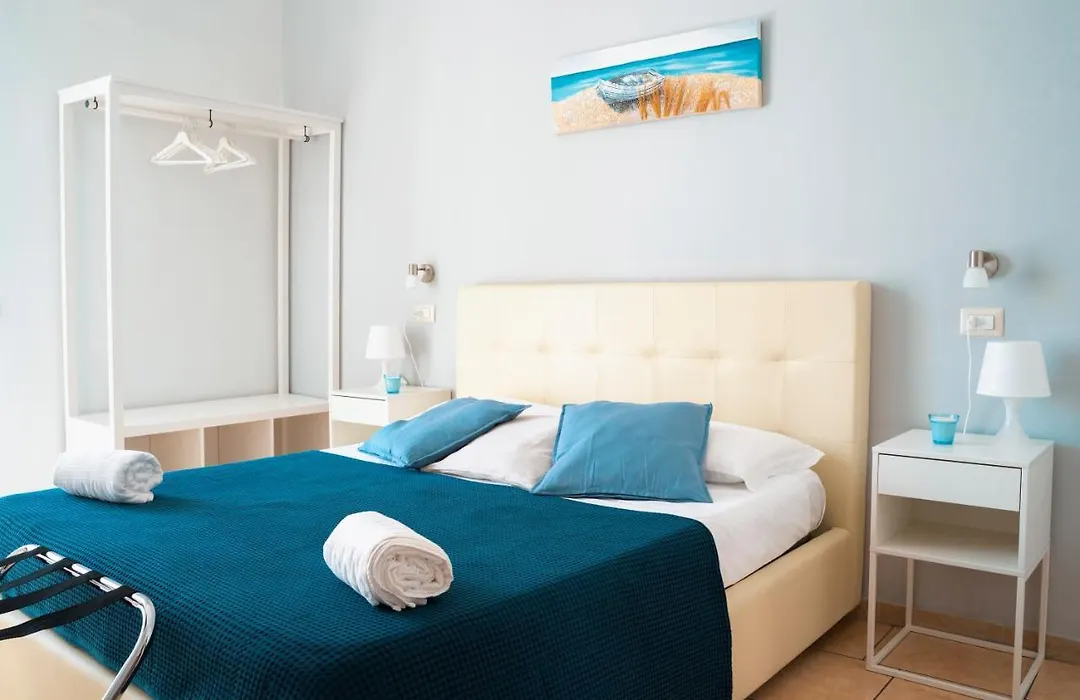 Vico 22 Rooms Napoli-1