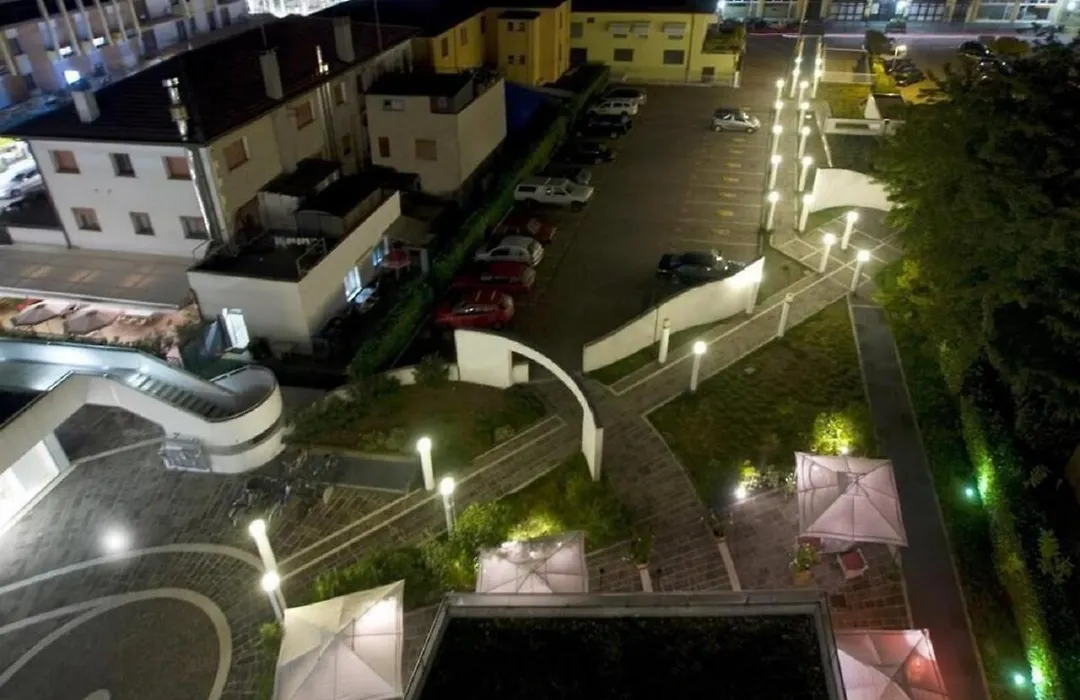 Hotel Centrale-1