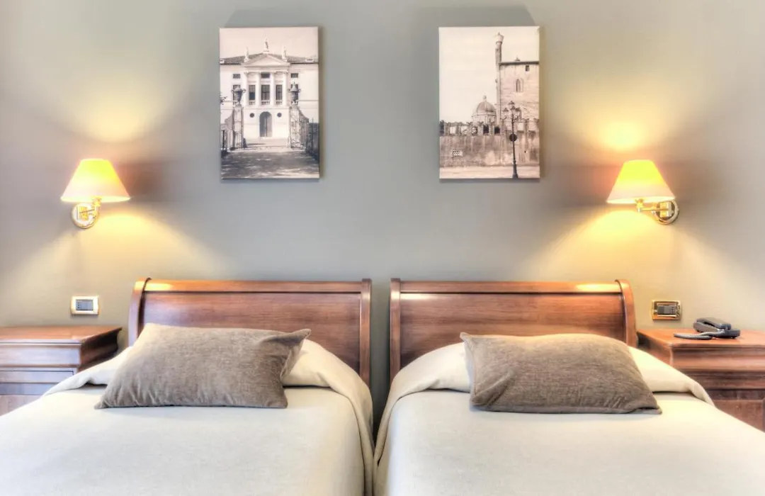 Hotel Belvedere Thiene-1