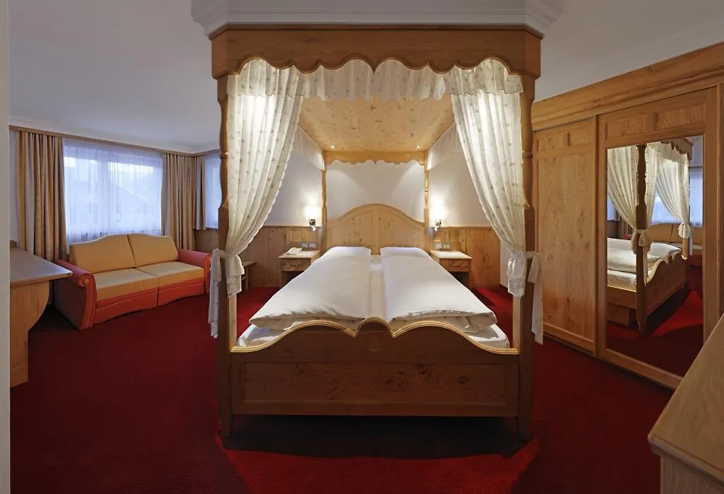 Hotel Ingram-1