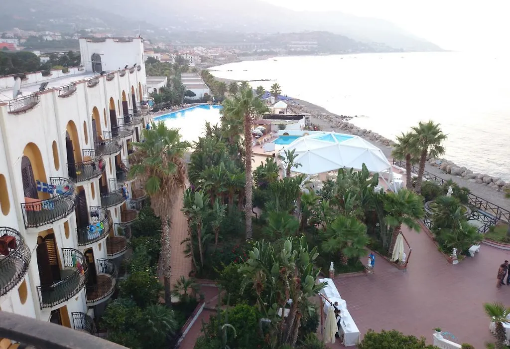 Hotel Club La Playa-1