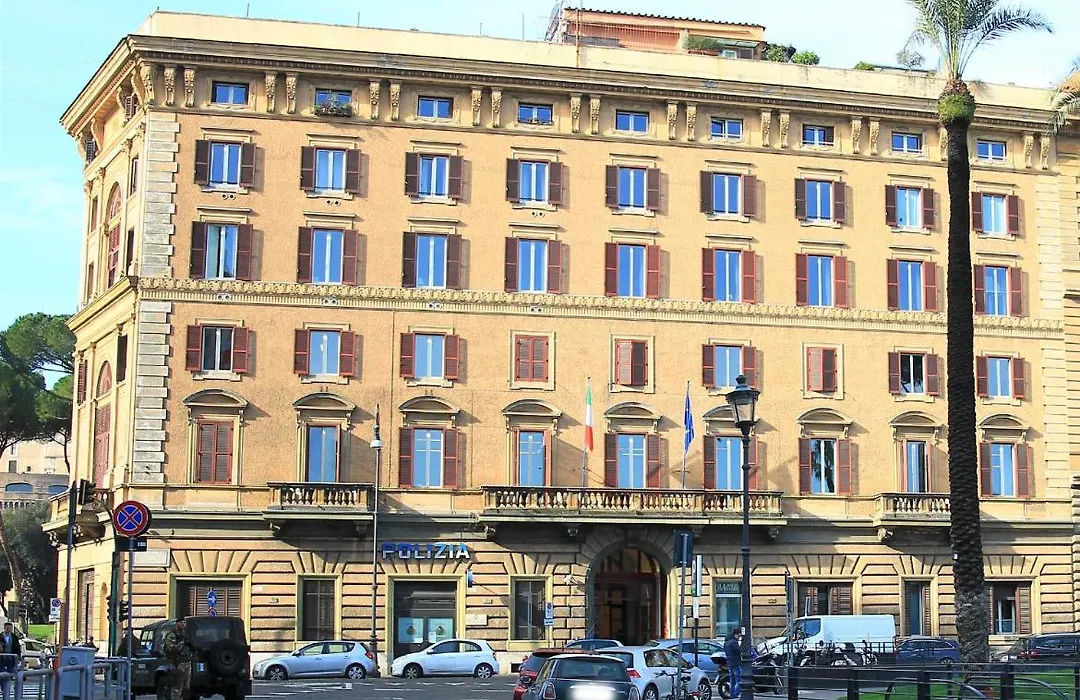 We Love Roma Guest House-1