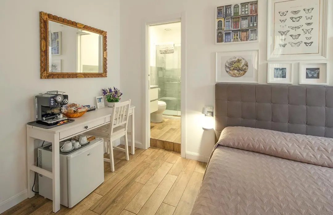 Garden House - Luxury Guest House - Self Check-In Only-1