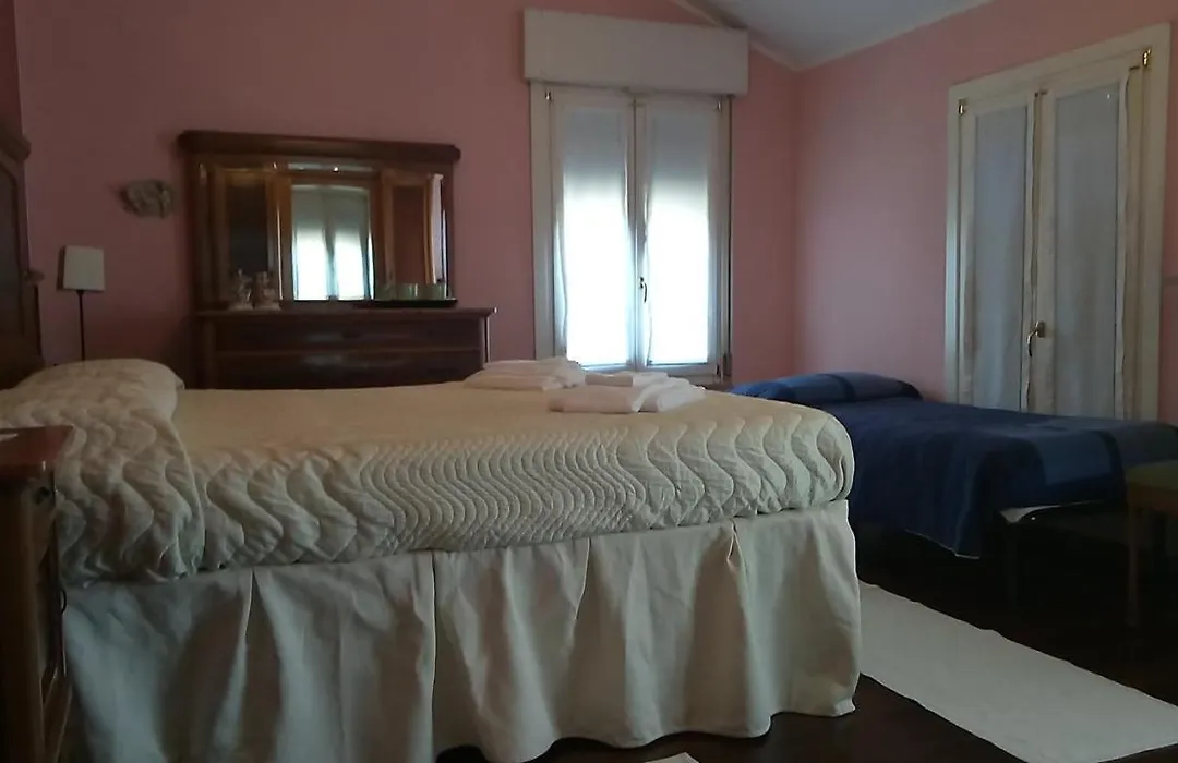 Corte Posta B&B - parcheggio e bagno in camera - sconti per Espositori Mangiari -ideale per Coppie, Soggiorni di lavoro, Viaggiatori interessati a arte e cultura-1