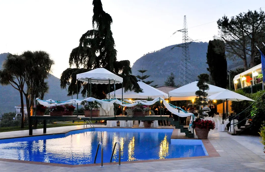 Hotel Diecimare-1