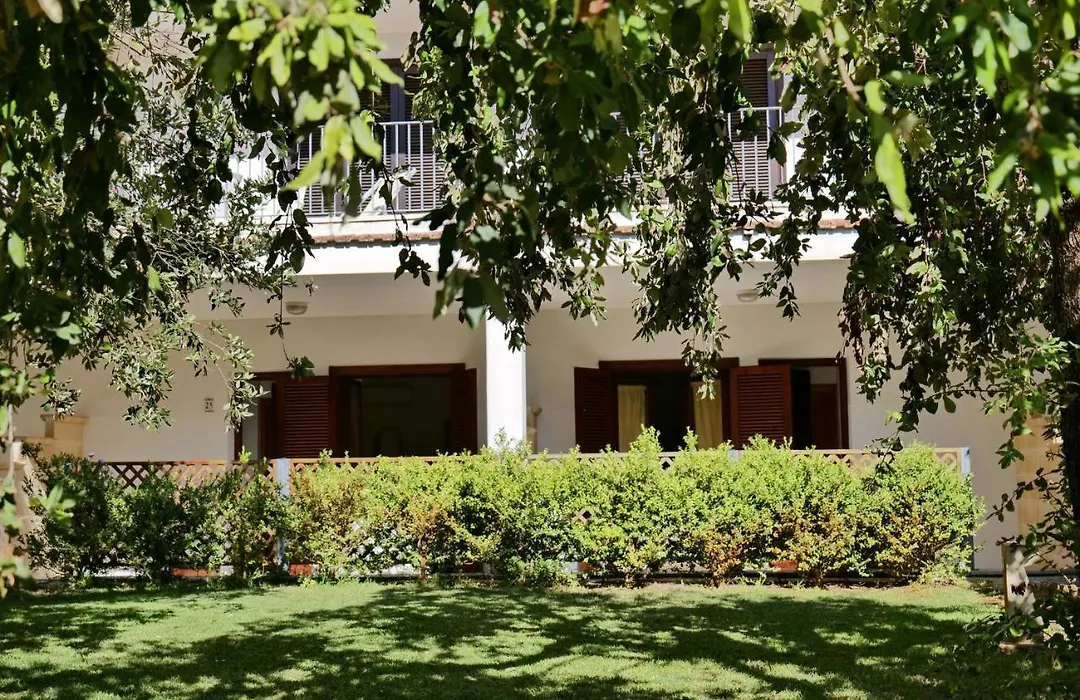 Missipezza Residence a Frassanito-1