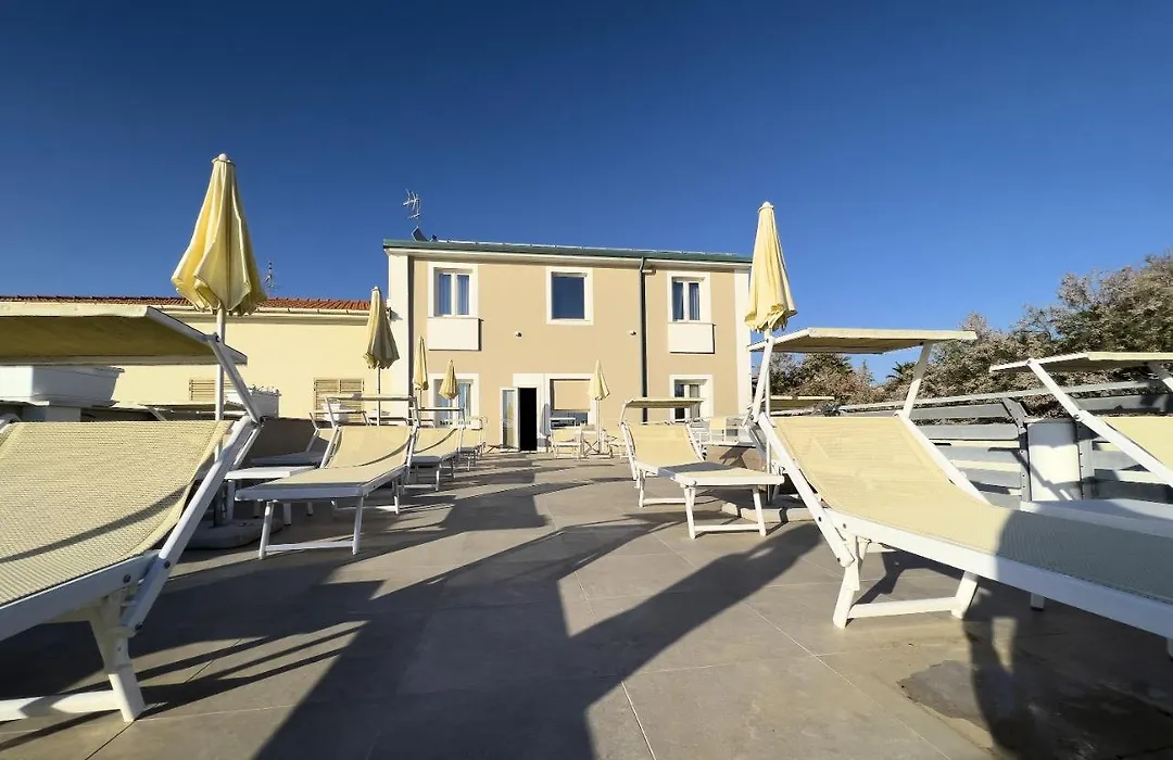 Hotel Cecina Beach-1