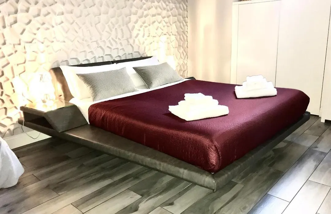 Rooms Via Tacito-1