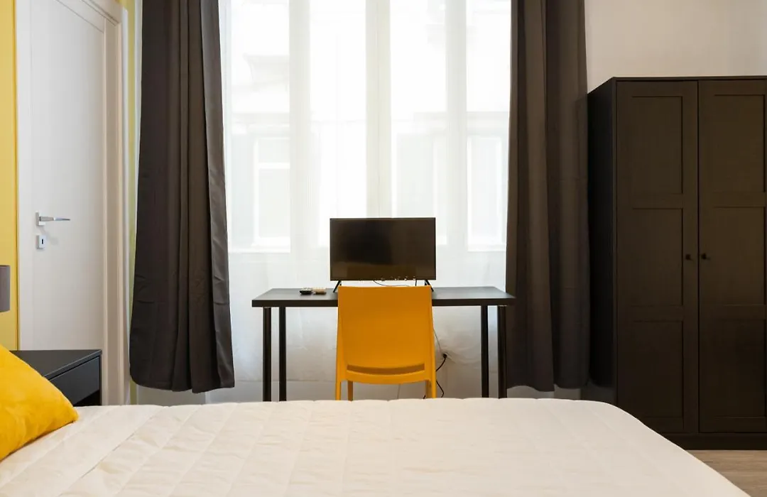 Le Cinque Stanze Palermo Room&Breakfast-1