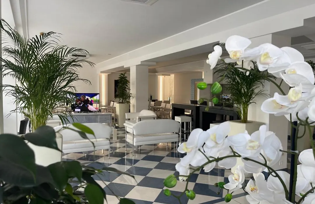 Hotel Athena-1