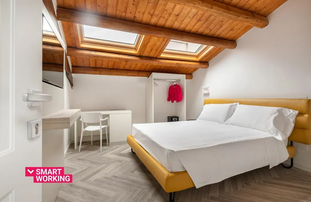 Principe Di Paterno - Budget Double Rooms & Breakfast-1