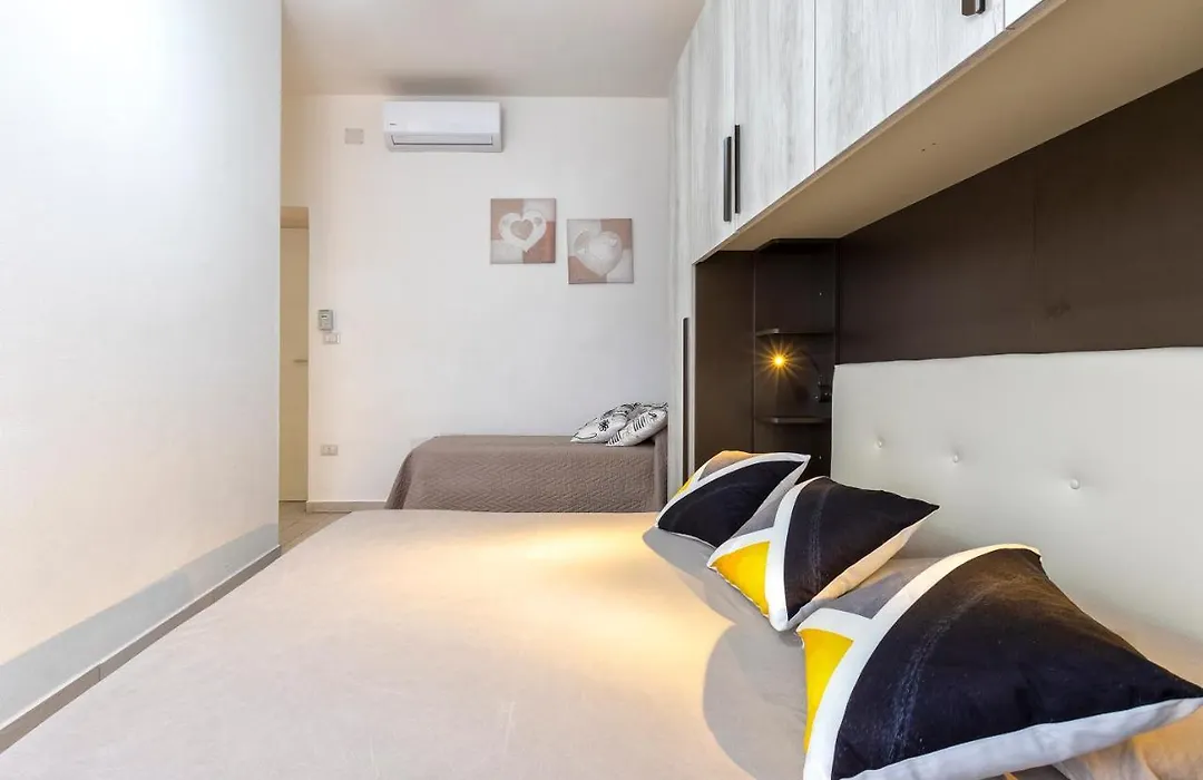 Jadianas Guest House-1