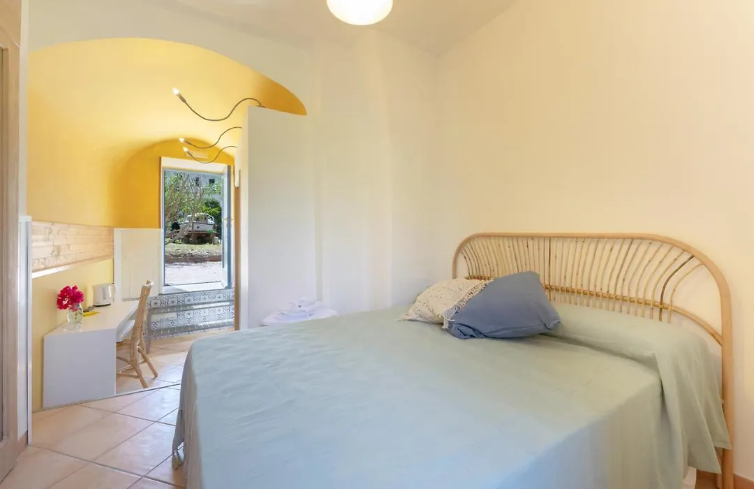 Casa Giovanni Da Procida-1