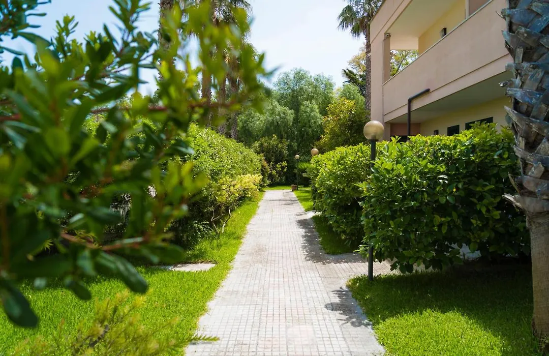Vaia Residence-1