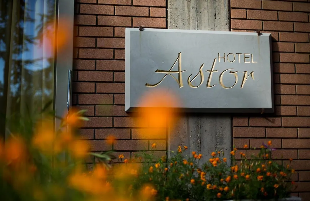 Hotel Astor-1