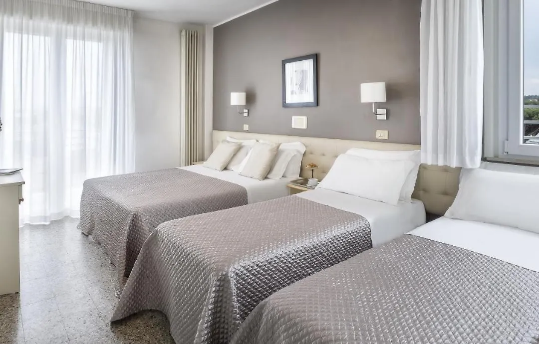 Hotel Carignano-1