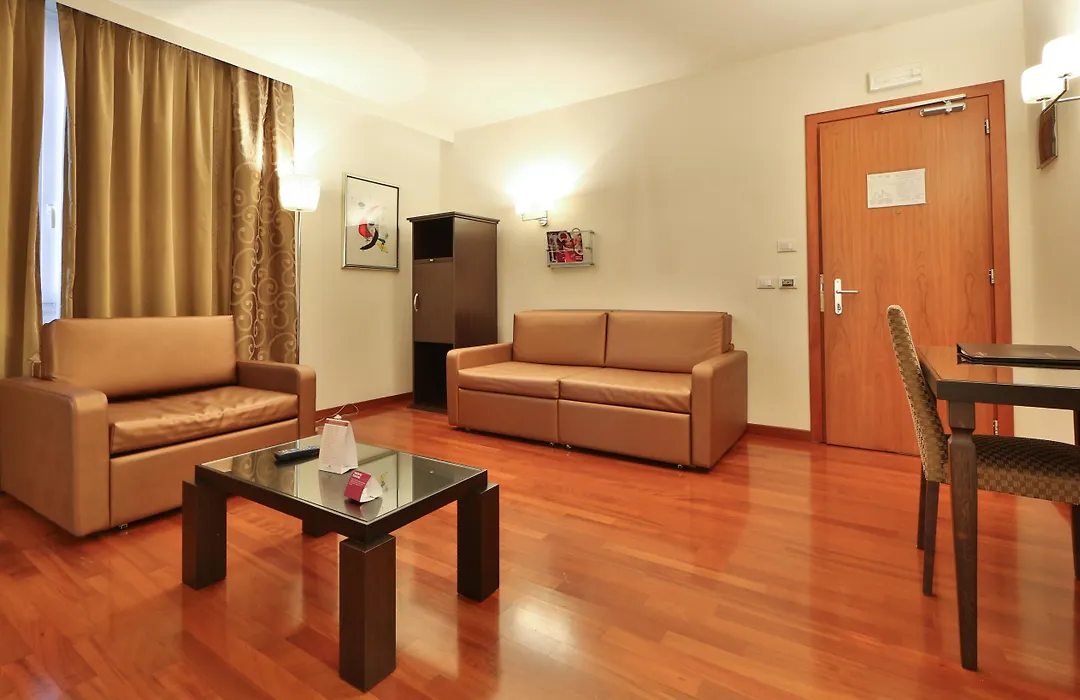 Crowne Plaza Venice East By Ihg-1