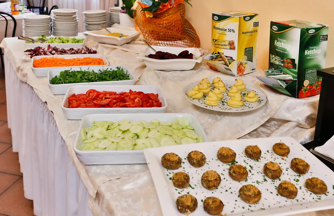 Hotel Avana Mare-1