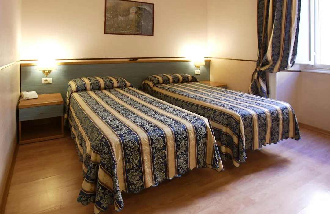 Hotel Lazzari-1