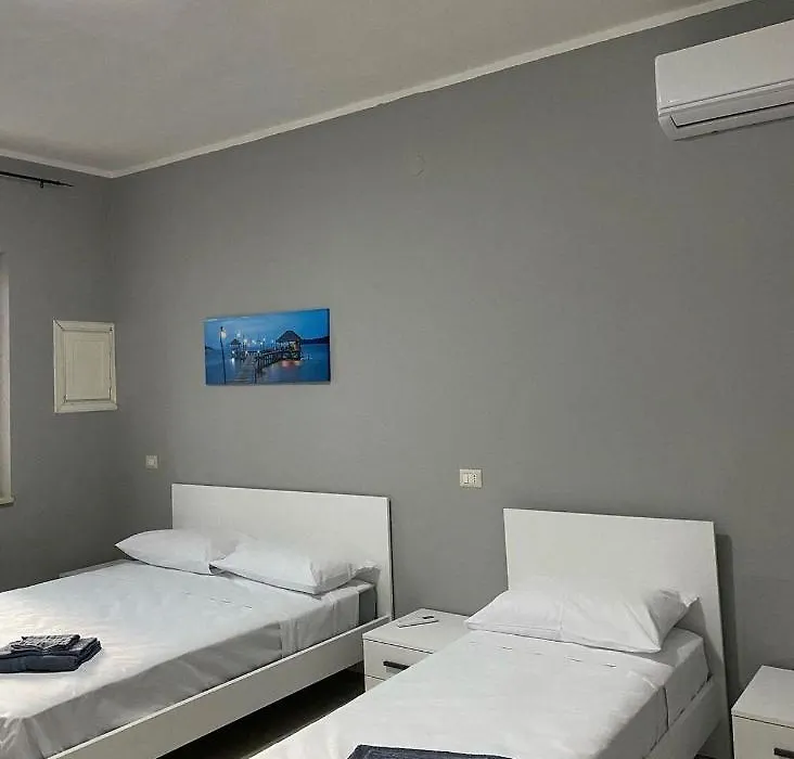 B&B Blu Krimisa-1